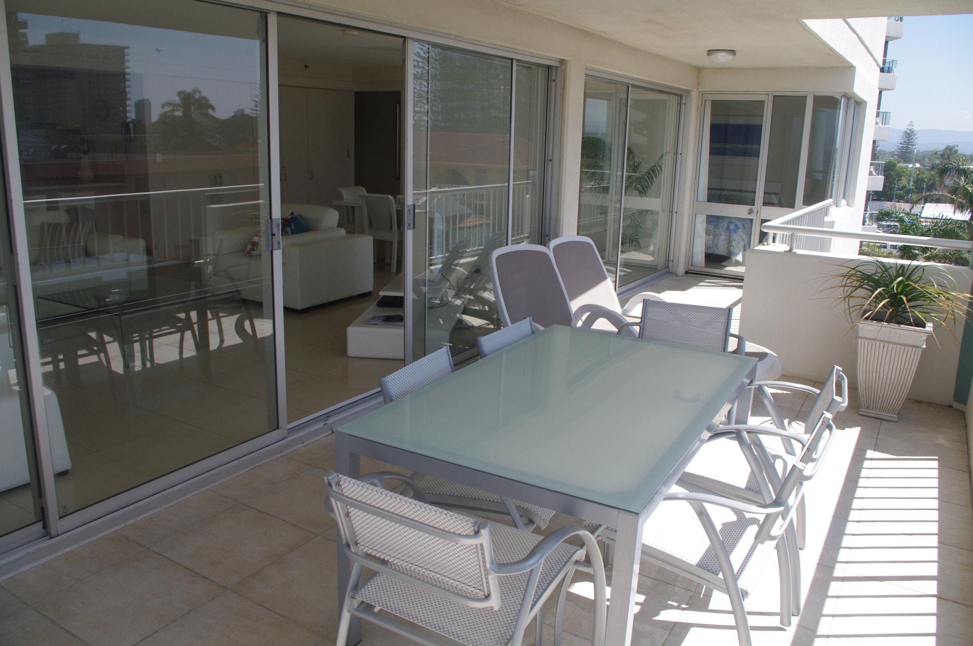 Marriner Views Aparthotel Gold Coast Bagian luar foto